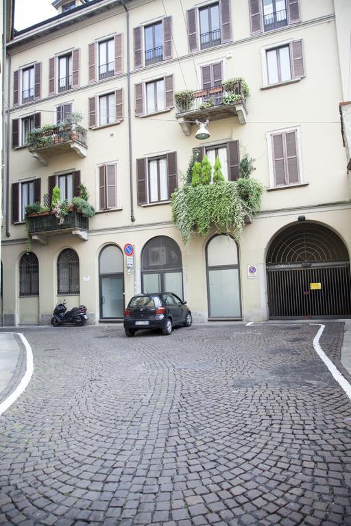 Mansard Very Close To Duomo Milano Eksteriør bilde